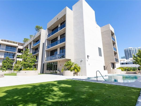 3034 Oak Avenue , Unit LPH3, Coconut Grove, FL 33133