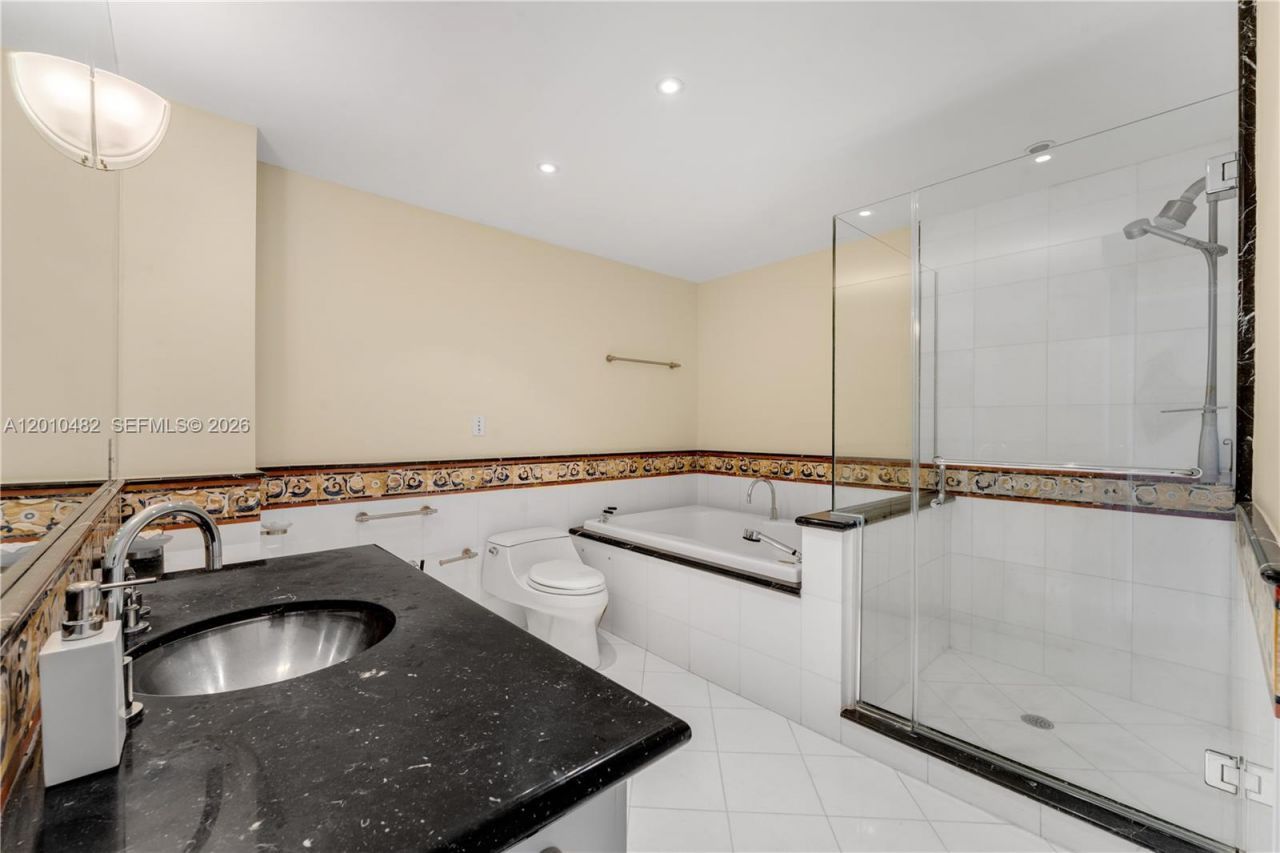 520 West Ave, Unit 1203, Miami Beach, FL 33139 Photo