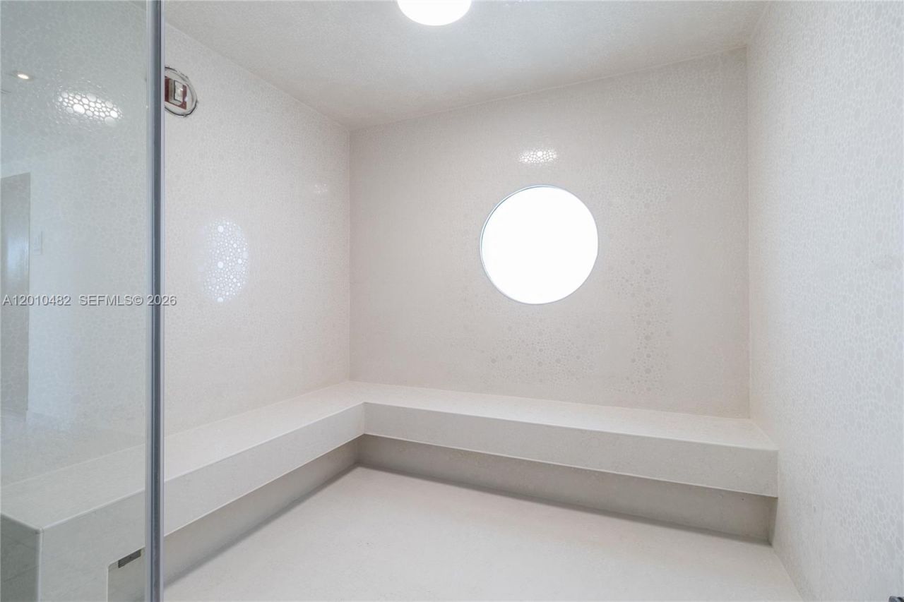 520 West Ave, Unit 1203, Miami Beach, FL 33139 Photo
