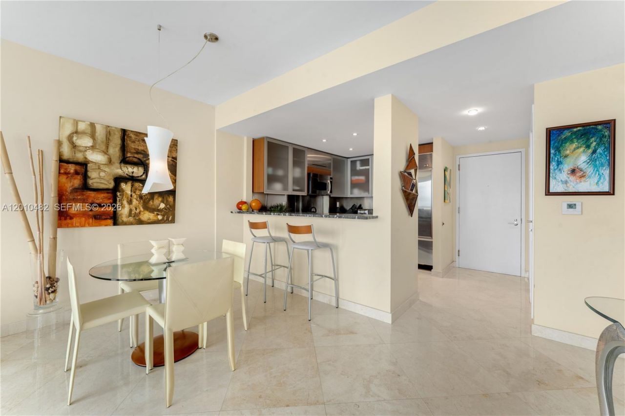 520 West Ave, Unit 1203, Miami Beach, FL 33139 Photo
