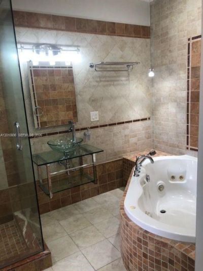 9910 SW 23rd St, Unit n/a, Miami, FL 33165 Photo