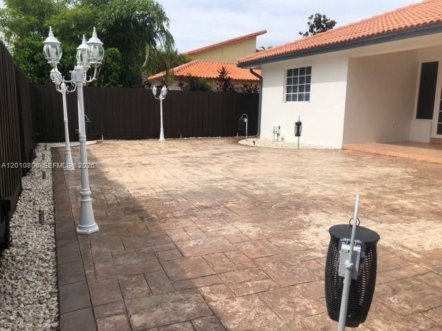 9910 SW 23rd St, Unit n/a, Miami, FL 33165 Photo