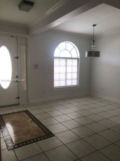 9910 SW 23rd St, Unit n/a, Miami, FL 33165 Photo