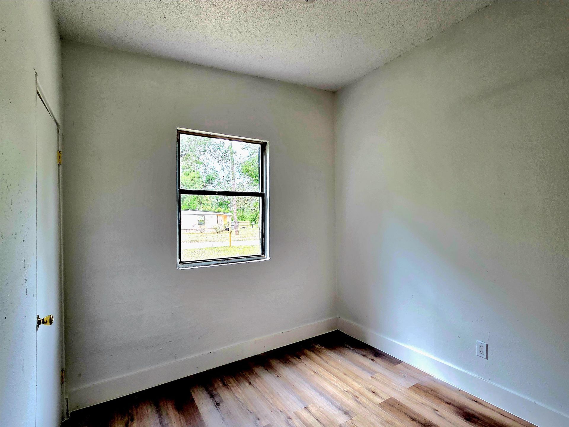 906 N Veterans Drive, Perry, FL 32347 Photo