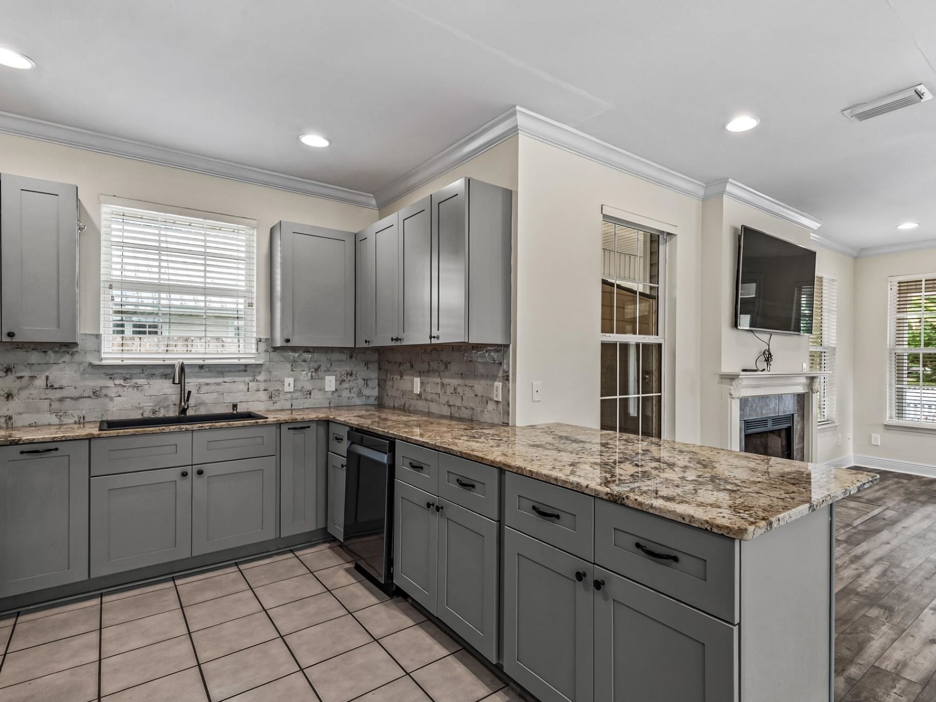 258 Prado Street, Apalachicola, FL 32320 Photo
