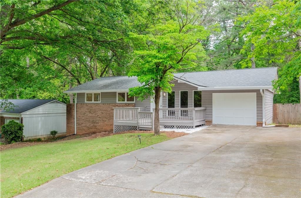 2649 Rolling View Drive Se, Smyrna, GA 30080 Main Photo