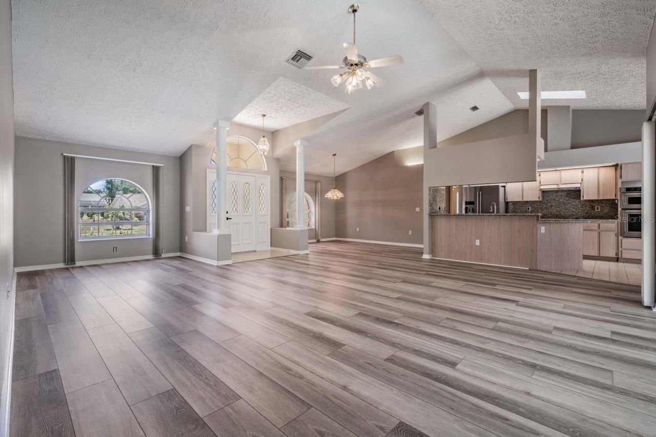 1091 Tournament Drive , Spring Hill, FL 34608 Photo