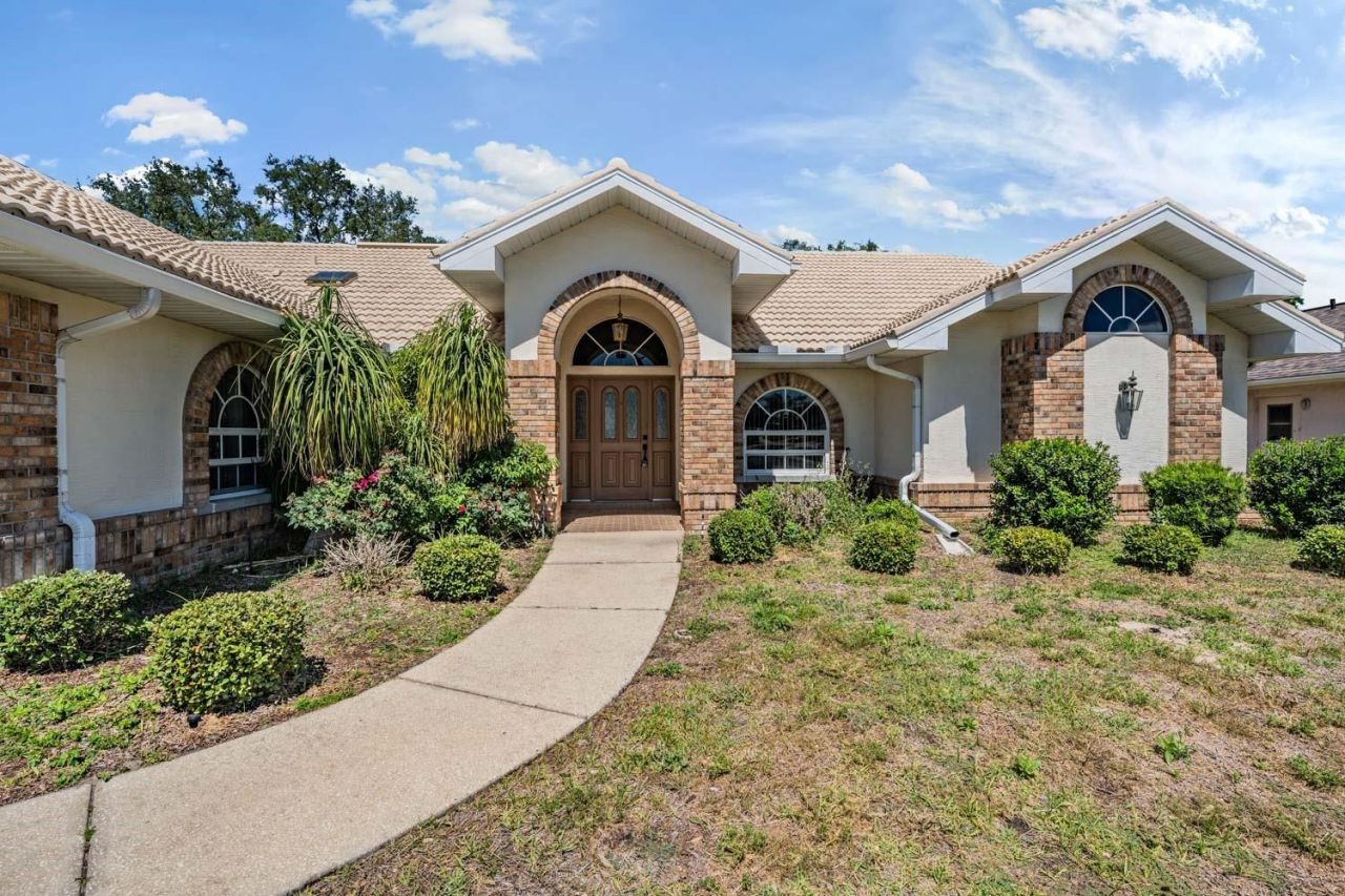 1091 Tournament Drive , Spring Hill, FL 34608 Photo