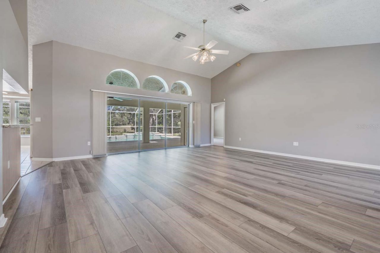 1091 Tournament Drive , Spring Hill, FL 34608 Photo