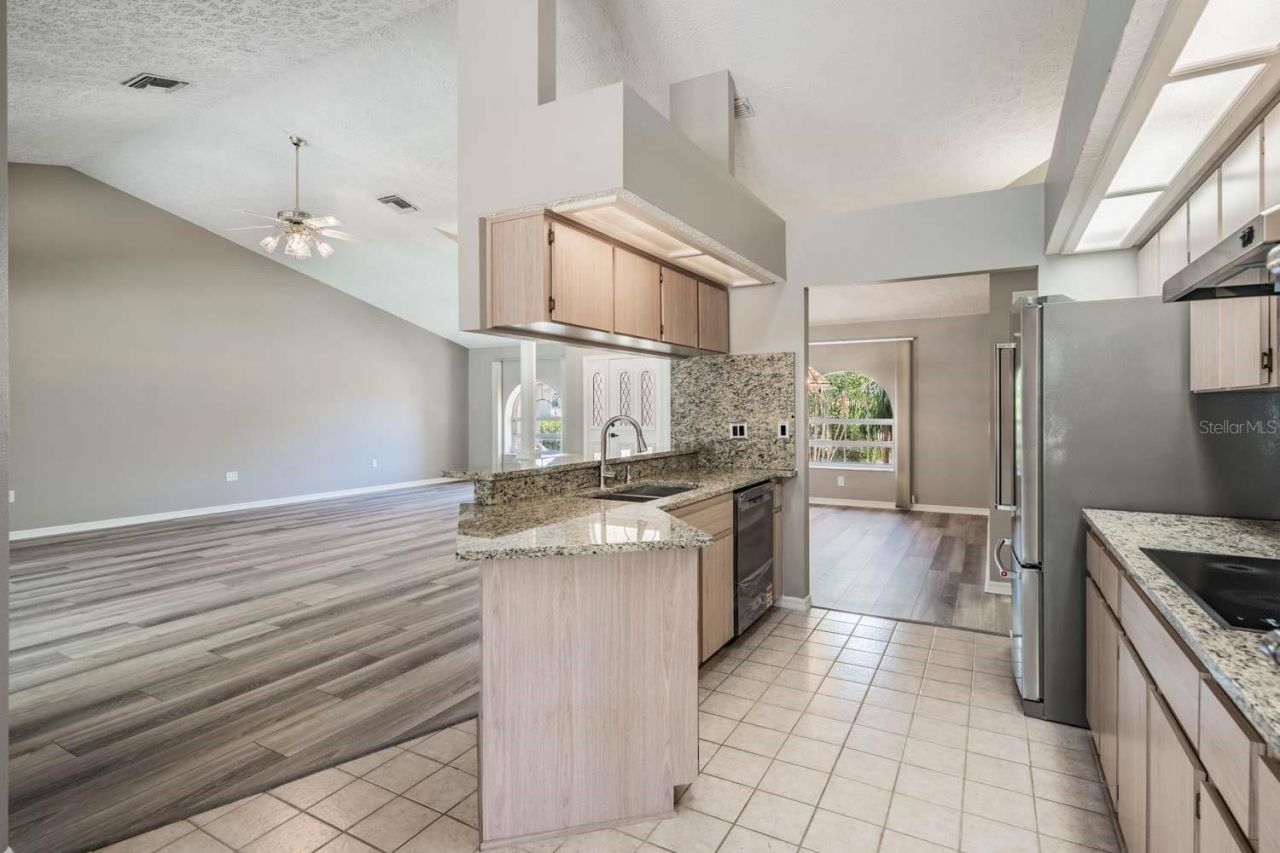 1091 Tournament Drive , Spring Hill, FL 34608 Photo