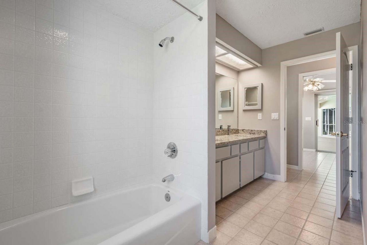 1091 Tournament Drive , Spring Hill, FL 34608 Photo
