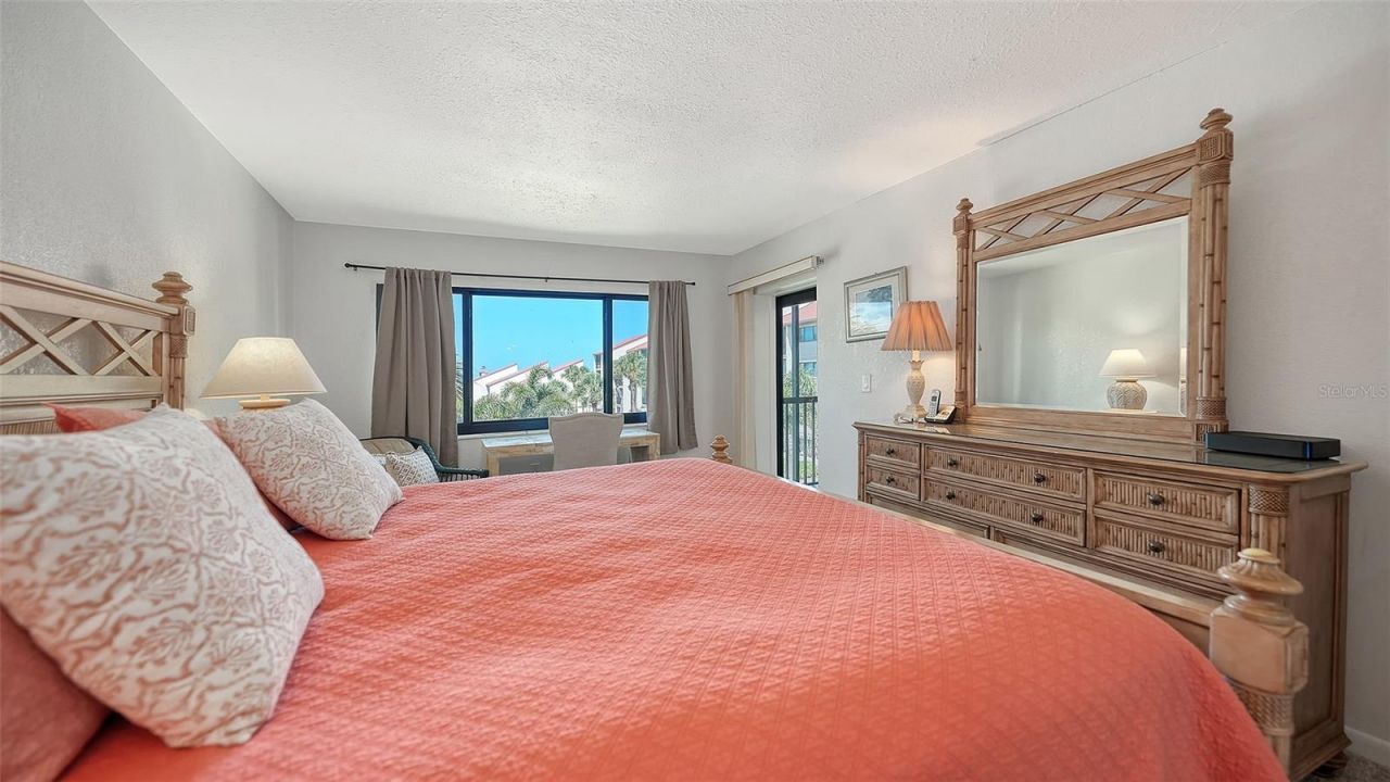 6234 Midnight Pass Road, Unit 307, Sarasota, FL 34242 Photo