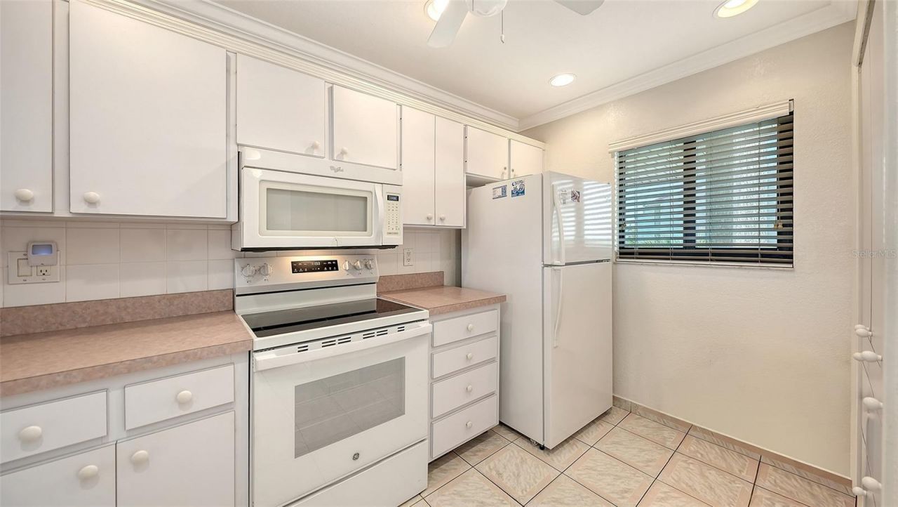 6234 Midnight Pass Road, Unit 307, Sarasota, FL 34242 Photo