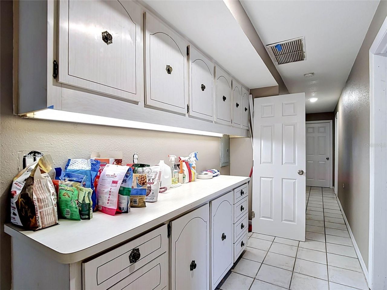 5433 Front Drive , Holiday, FL 34690 Photo