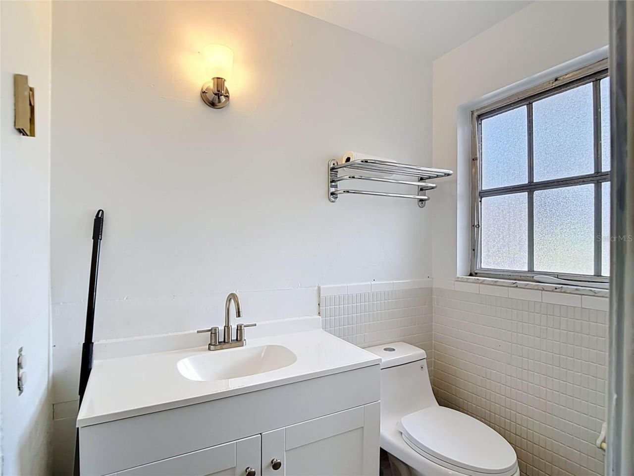 5433 Front Drive , Holiday, FL 34690 Photo