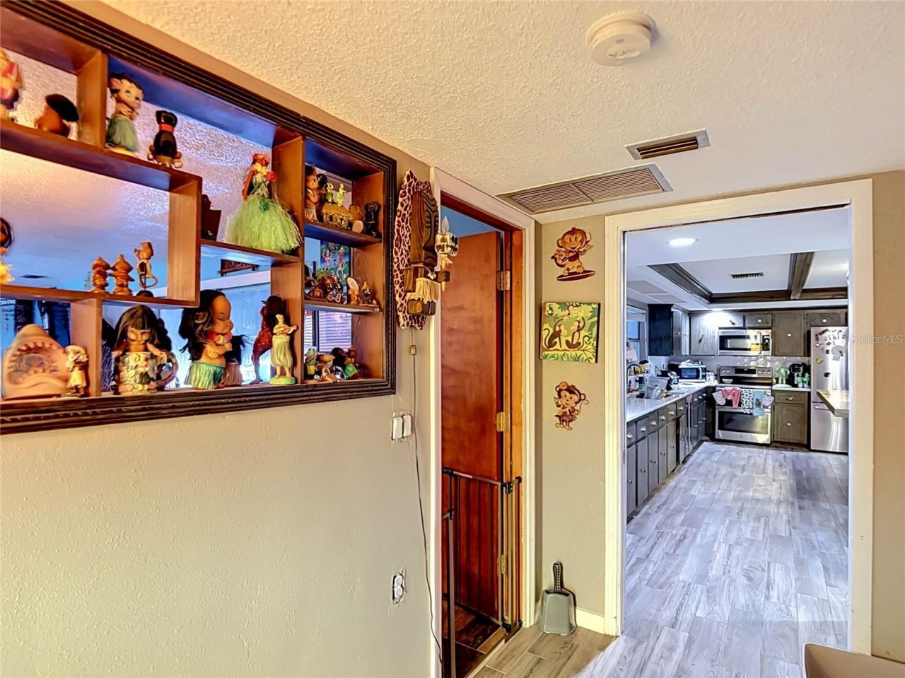 5433 Front Drive , Holiday, FL 34690 Photo