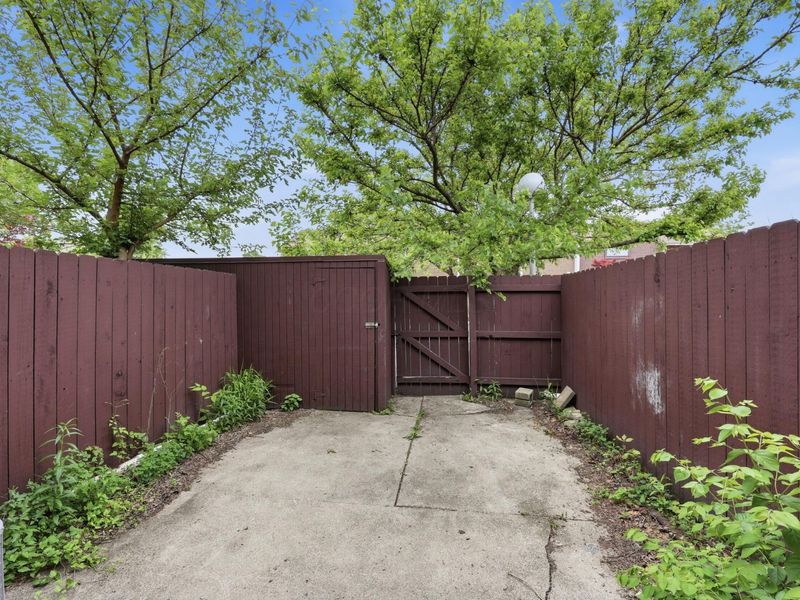 1945 Willoway Circle N, Columbus, OH 43220 Photo 25