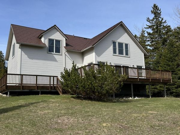 198 Graham Avenue, St. Ignace, MI 49781