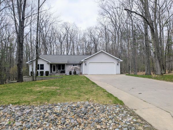 11860 Crossing Deer Court, Roscommon, MI 48653