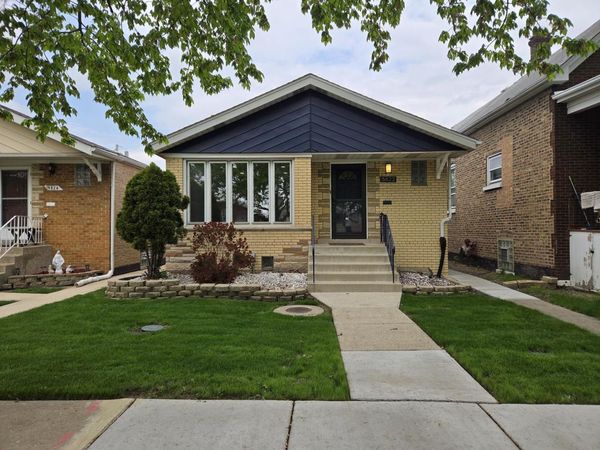 5822 W 64th Place , Chicago, IL 60638