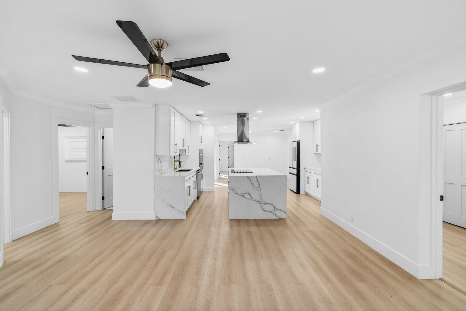 360 SW 2nd Street, Boca Raton, FL 33432 Photo