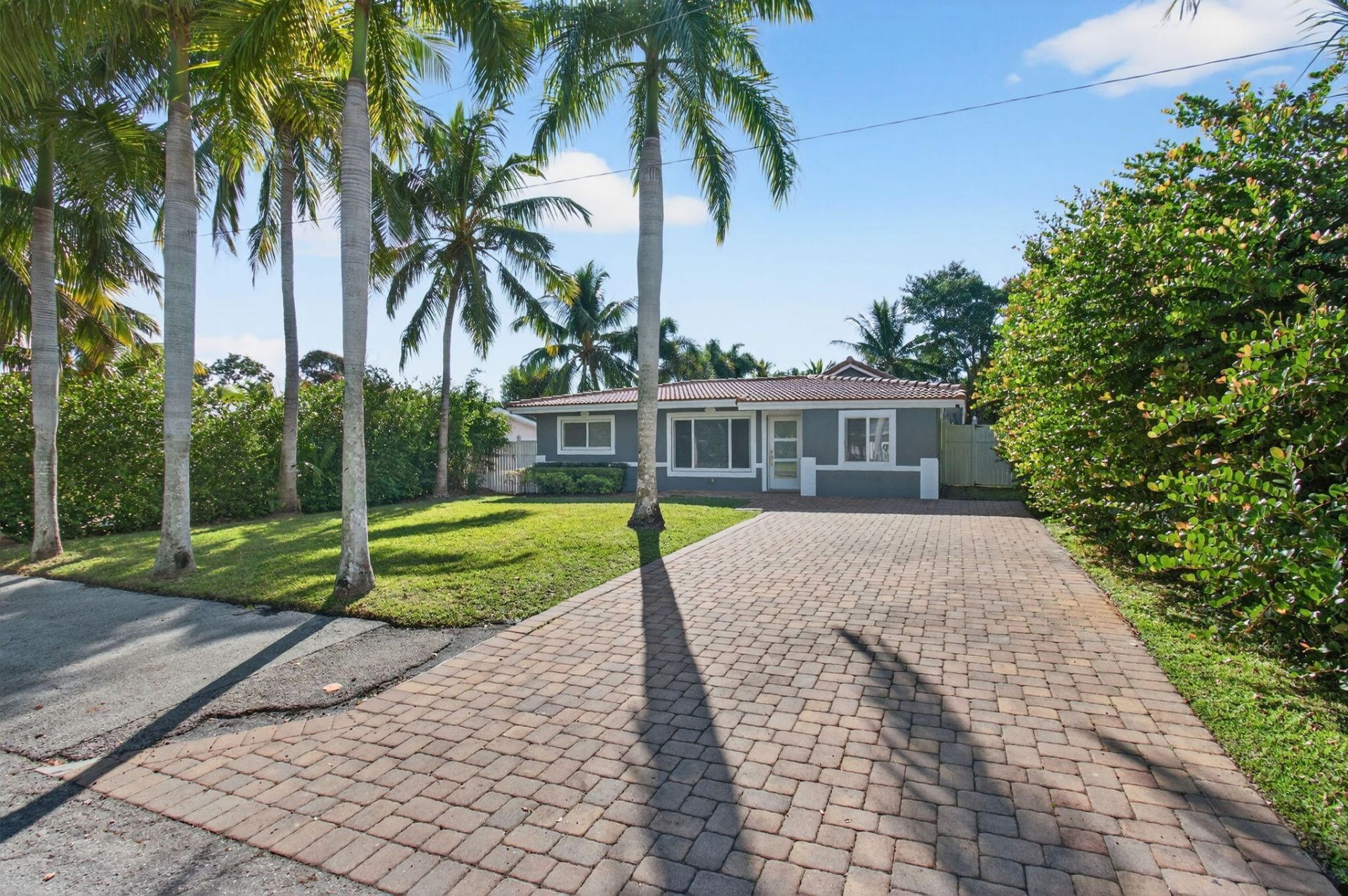 360 SW 2nd Street, Boca Raton, FL 33432 Photo