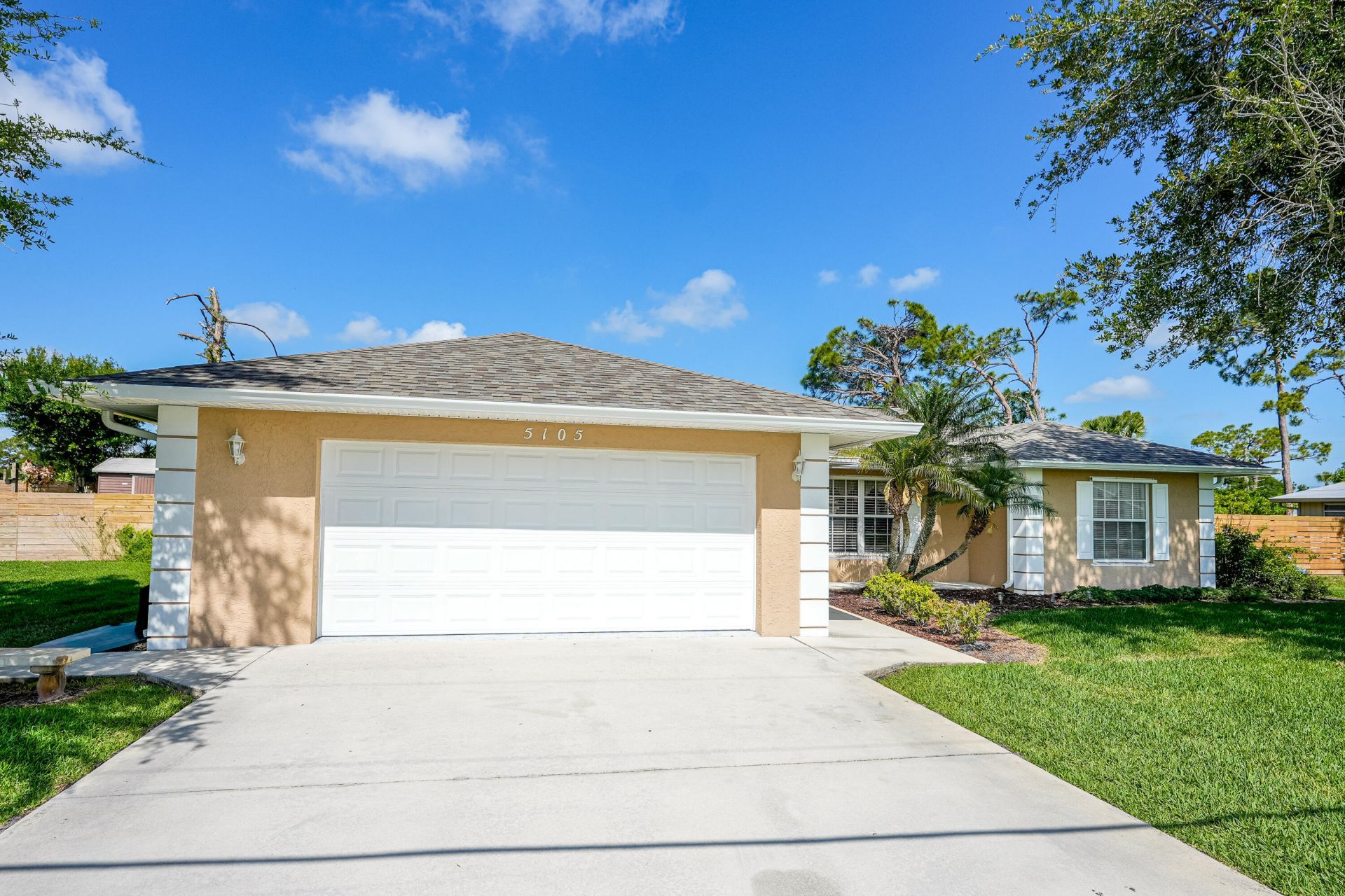 5105 Paleo Pines Circle, Fort Pierce, FL 34951 Photo
