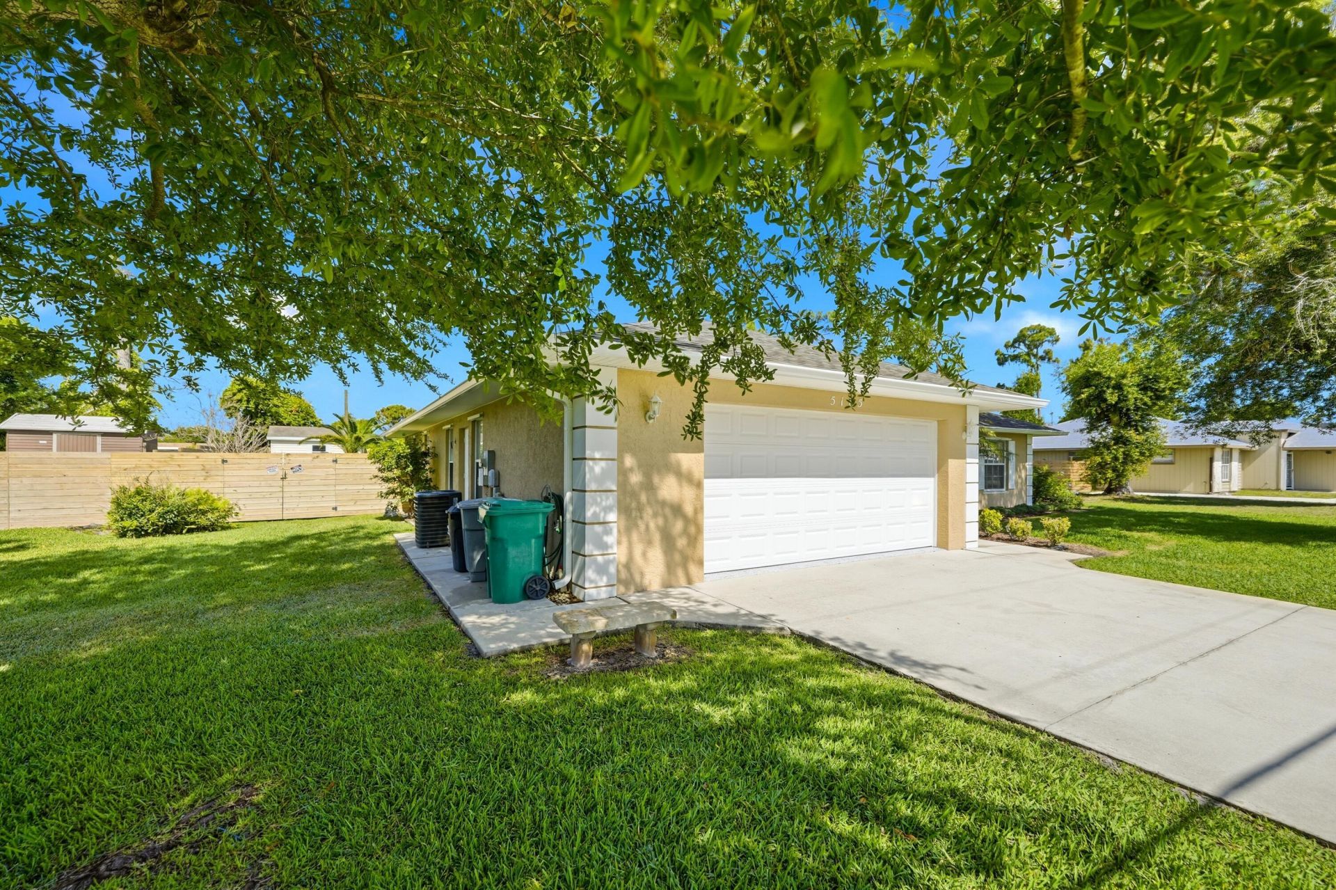 5105 Paleo Pines Circle, Fort Pierce, FL 34951 Photo