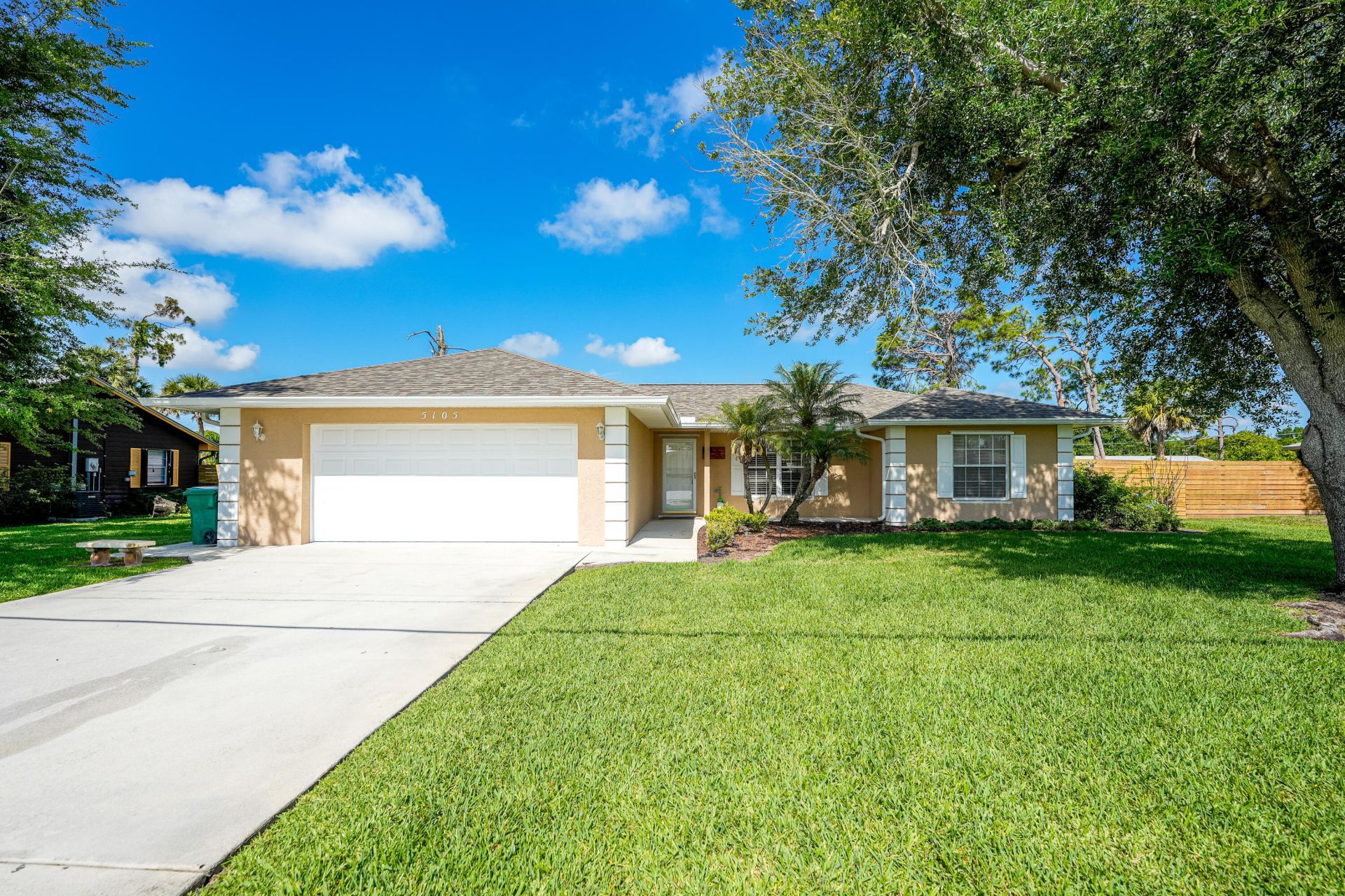 5105 Paleo Pines Circle, Fort Pierce, FL 34951 Photo