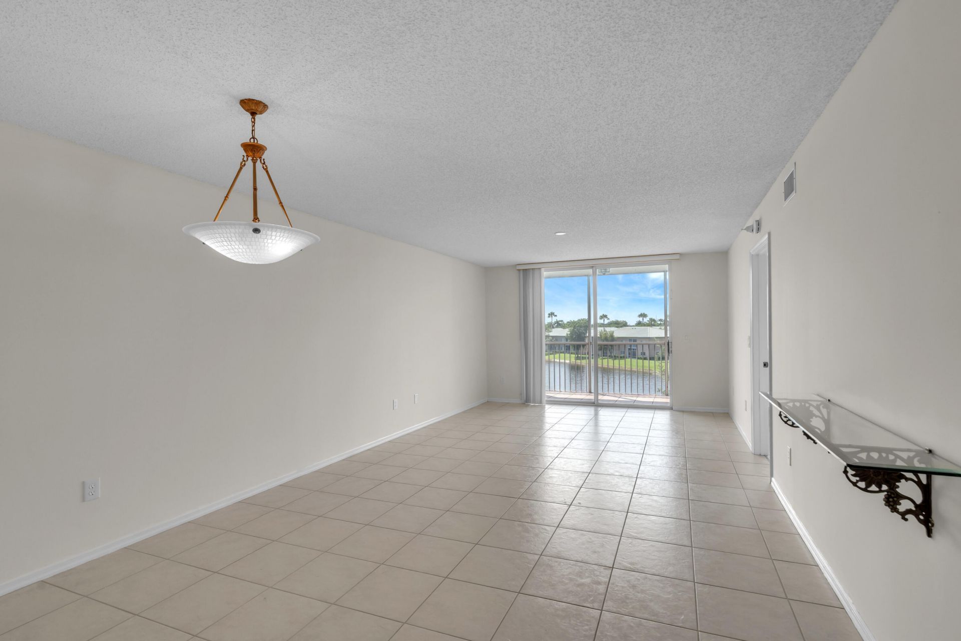 7763 Southampton Terrace, Unit 405, Tamarac, FL 33321 Photo