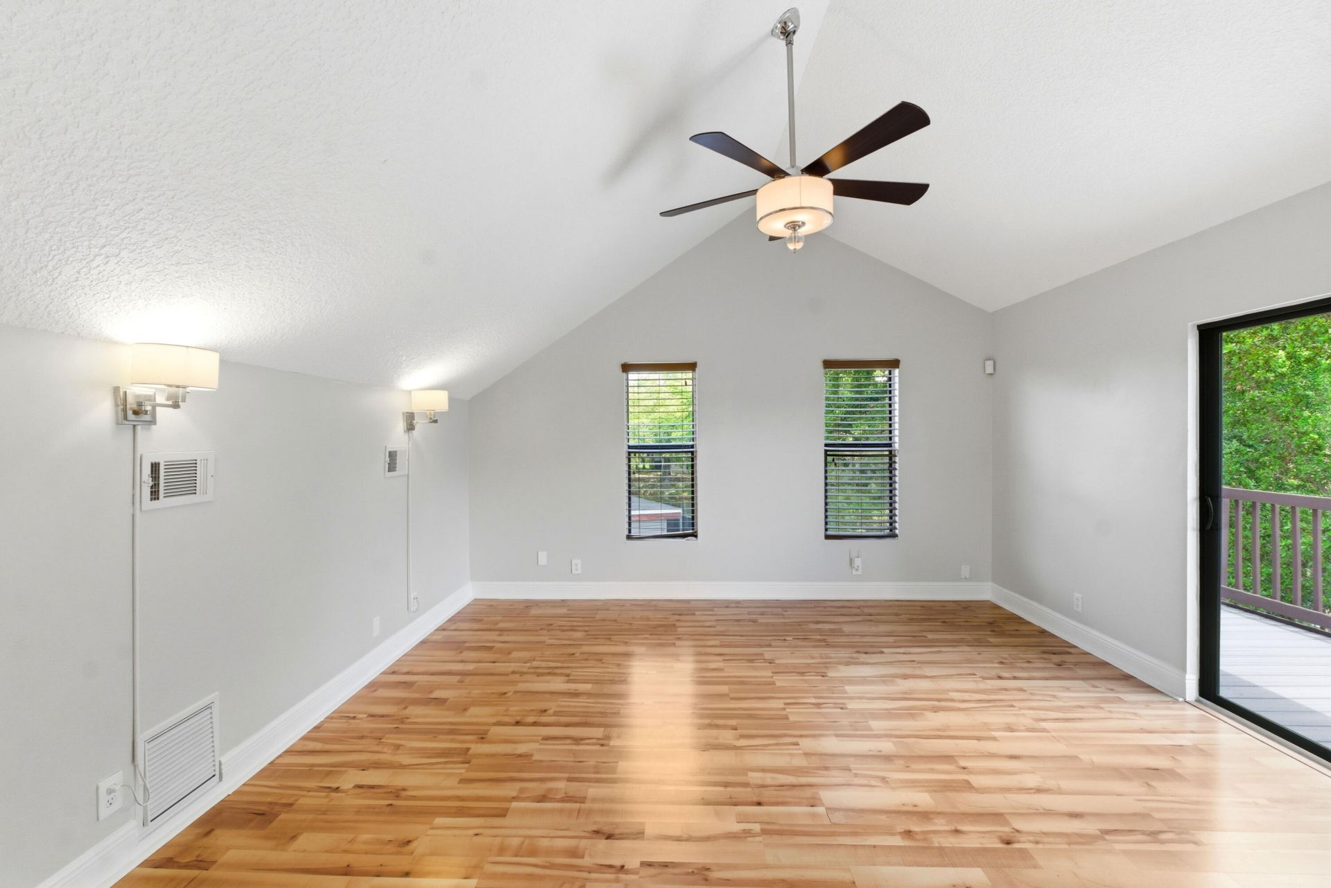 2326 NW 120th Way, Coral Springs, FL 33065 Photo