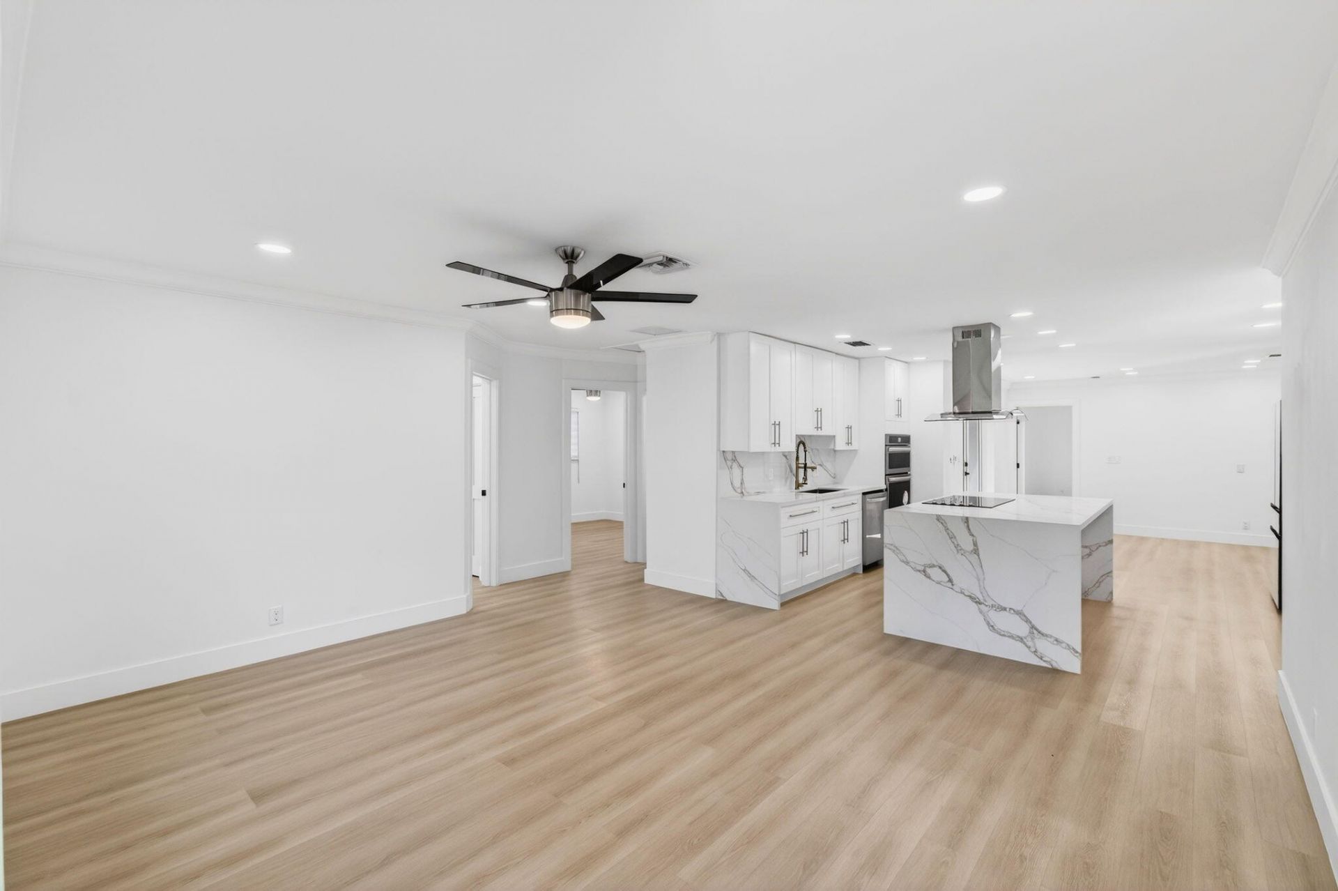 360 SW 2nd Street, Boca Raton, FL 33432 Photo