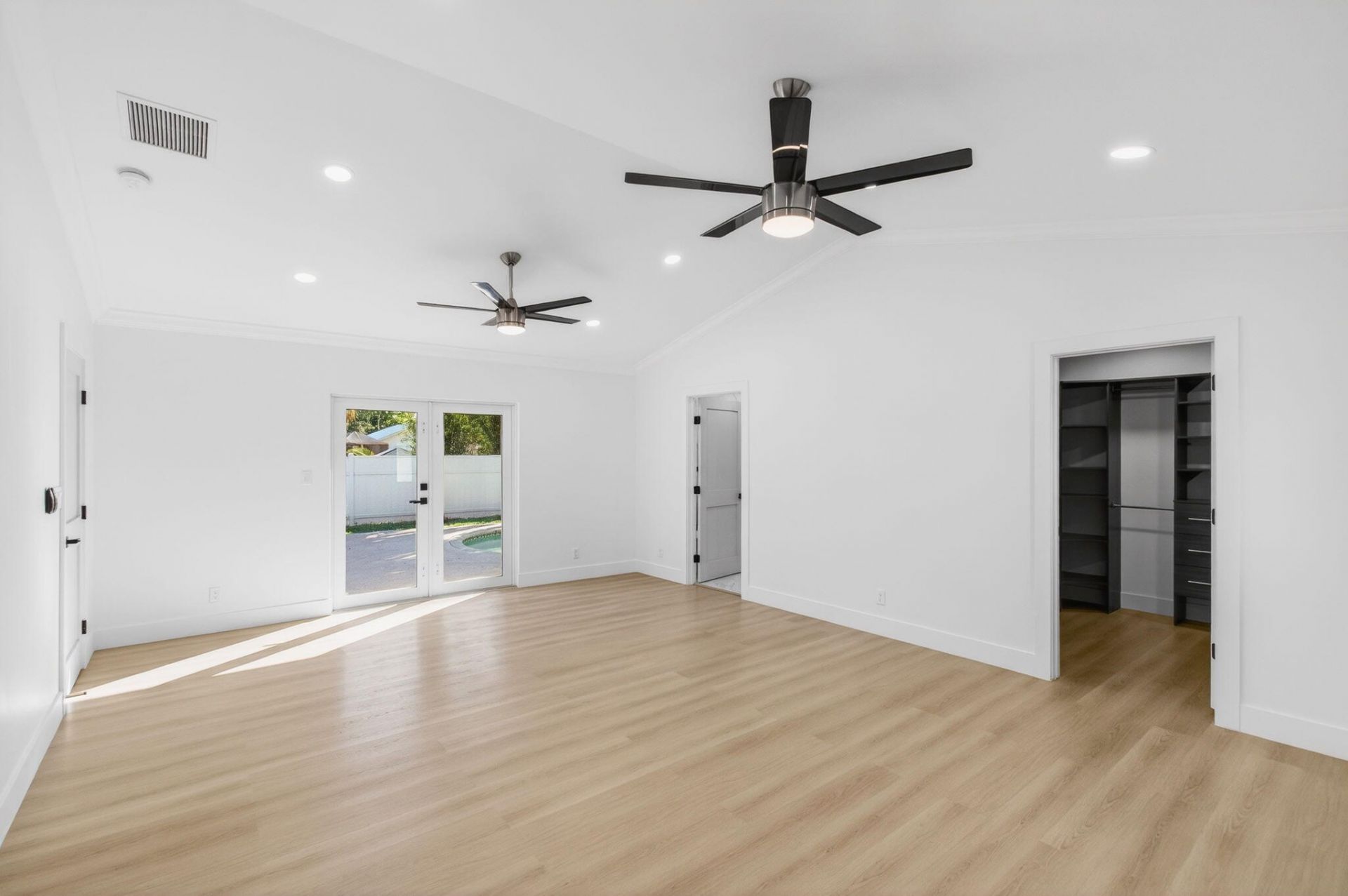 360 SW 2nd Street, Boca Raton, FL 33432 Photo