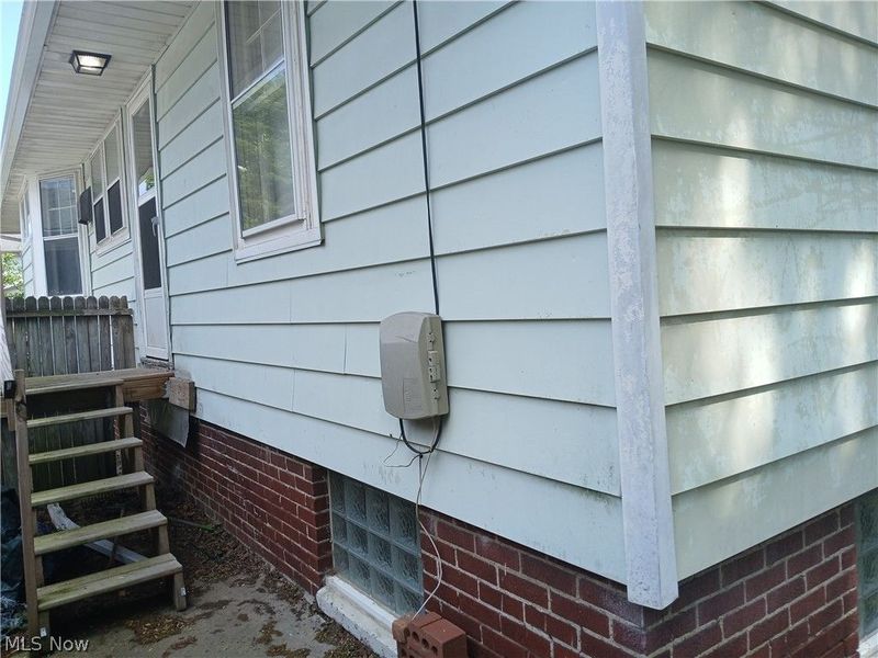 616 Durango Drive, Toledo, OH 43609 Photo 3