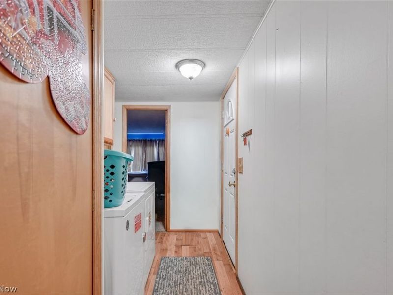 171 Brook Drive , Brookfield, OH 44403 Photo 12