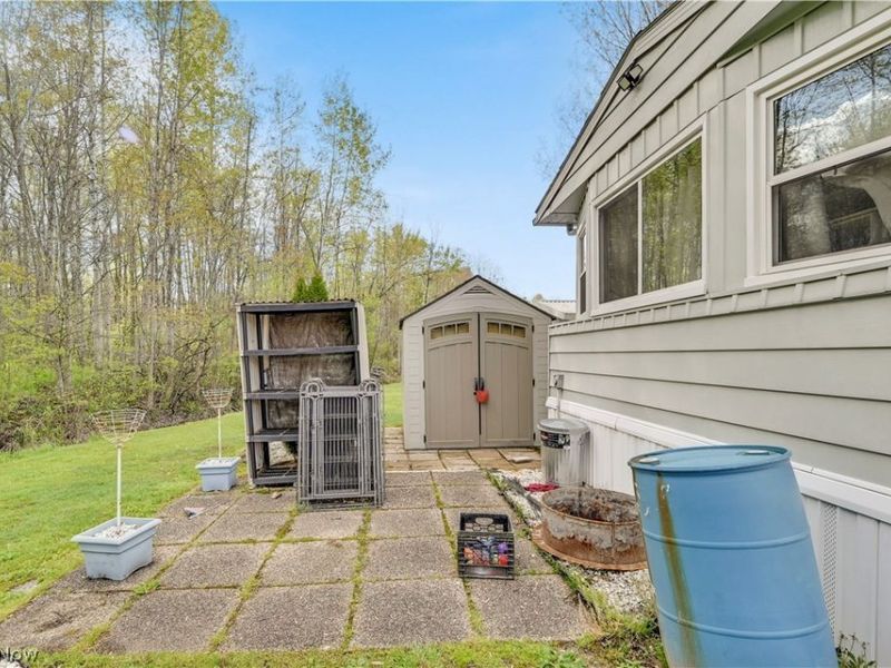 171 Brook Drive , Brookfield, OH 44403 Photo 16