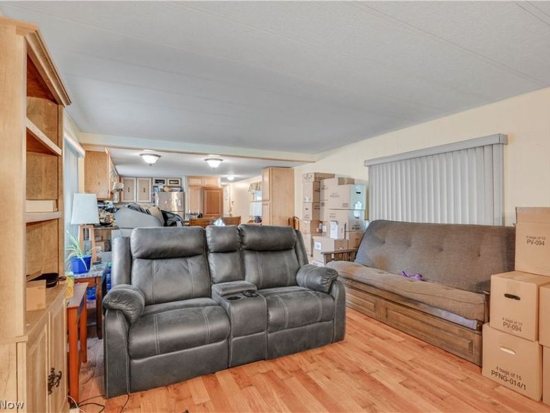 171 Brook Drive , Brookfield, OH 44403 Photo 6