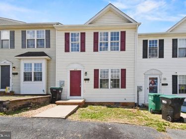 577 ASH STREET, STRASBURG, VA 22657