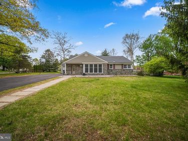 3119 MANOR ROAD, HUNTINGDON VALLEY, PA 19006