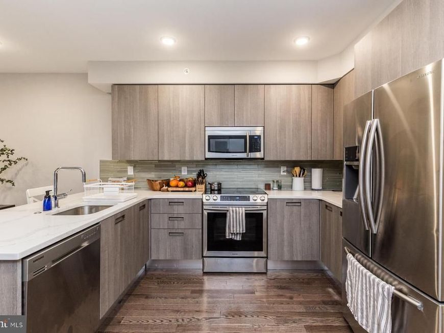 912 N 16th Street, Unit B, Philadelphia, PA 19130 Main Photo