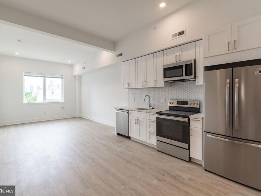 1622 Point Breeze Avenue, Unit 214, Philadelphia, PA 19145 Main Photo