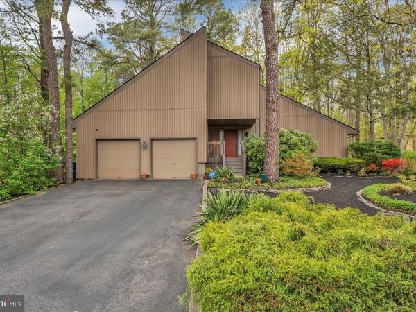 18 BRONWOOD DRIVE , VOORHEES, NJ 08043