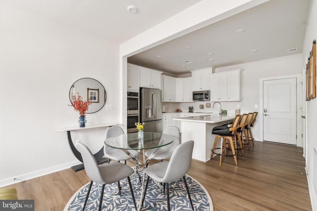 13534 Innovation Station Loop, Unit 9A, Herndon, VA 20171 Main Photo