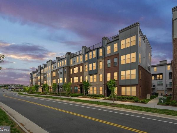 13534 INNOVATION STATION LOOP , Unit 9A, HERNDON, VA 20171