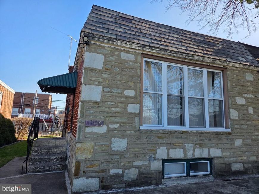 2037 Napfle Avenue, Philadelphia, PA 19152 Main Photo
