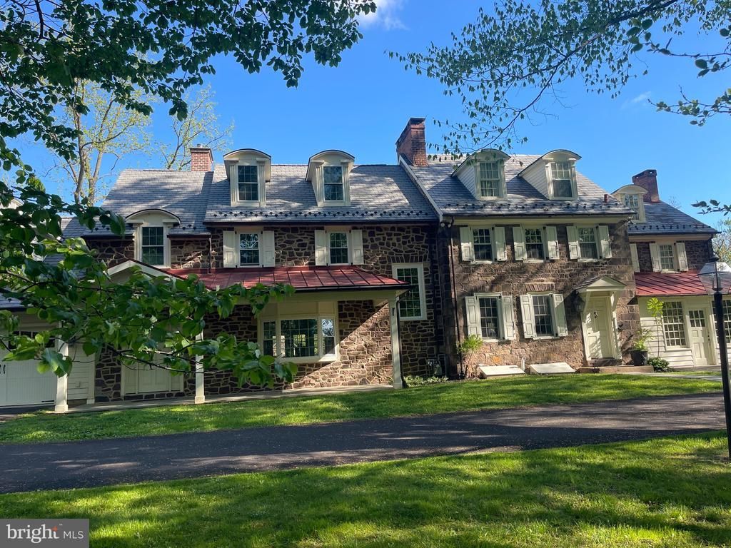 1682 CLYDESDALE CIRCLE, YARDLEY, PA 19067