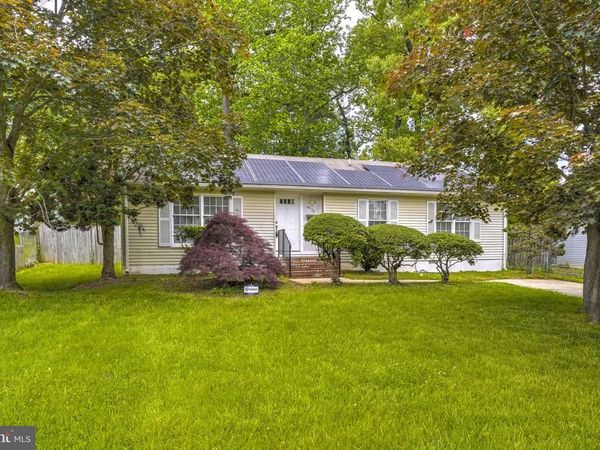 8933 HOBART STREET, UPPER MARLBORO, MD 20774