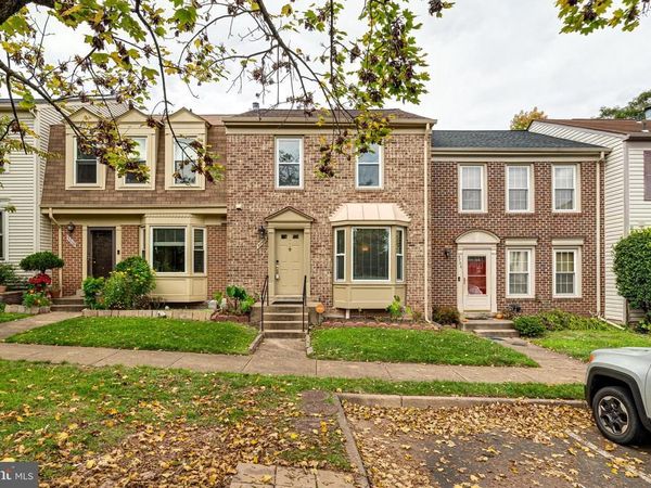 5708 HERITAGE CROSSING COURT, CENTREVILLE, VA 20120