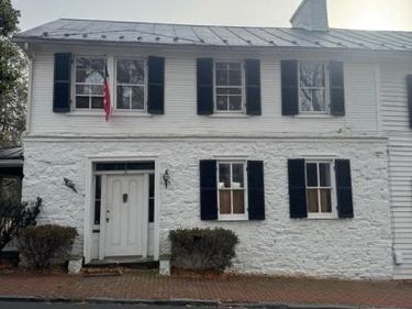 12 WIRT STREET NW , LEESBURG, VA 20176