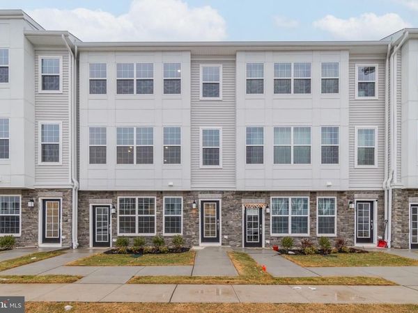 135 STOUTSBURG BLVD , PENNINGTON, NJ 08534